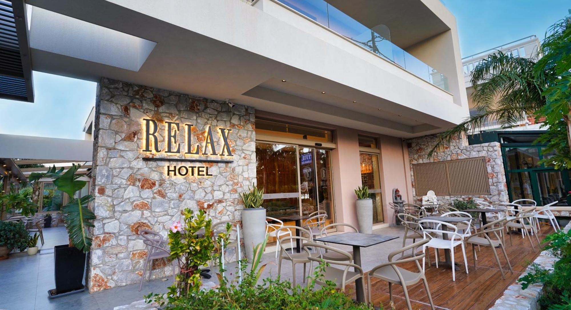 Relax Hotel Palaiochora Bagian luar foto