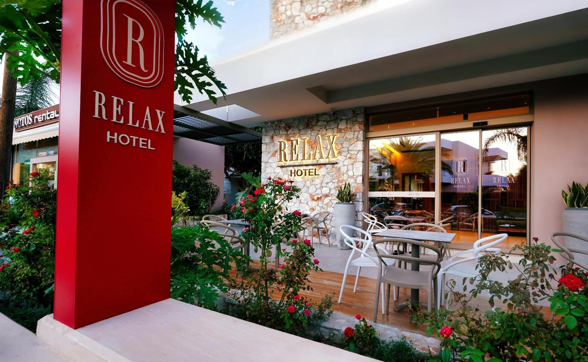Relax Hotel Palaiochora Bagian luar foto